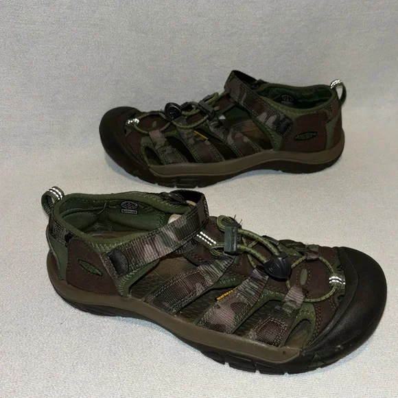 Keen | Shoes | Keen Mens Green Camouflage Closed Toe Water  display picture 1